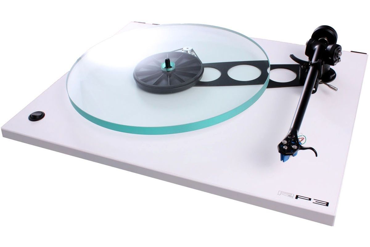 Vinyl Rega RP3 + Carbon