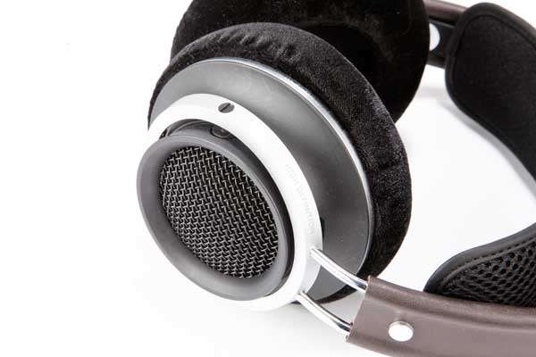 Hörlurar Philips Fidelio X1