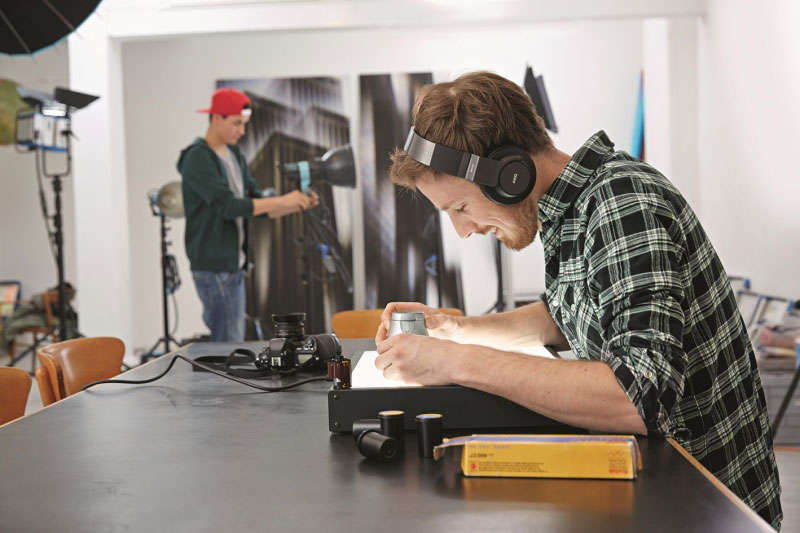 Hörlurar AKG K845BT