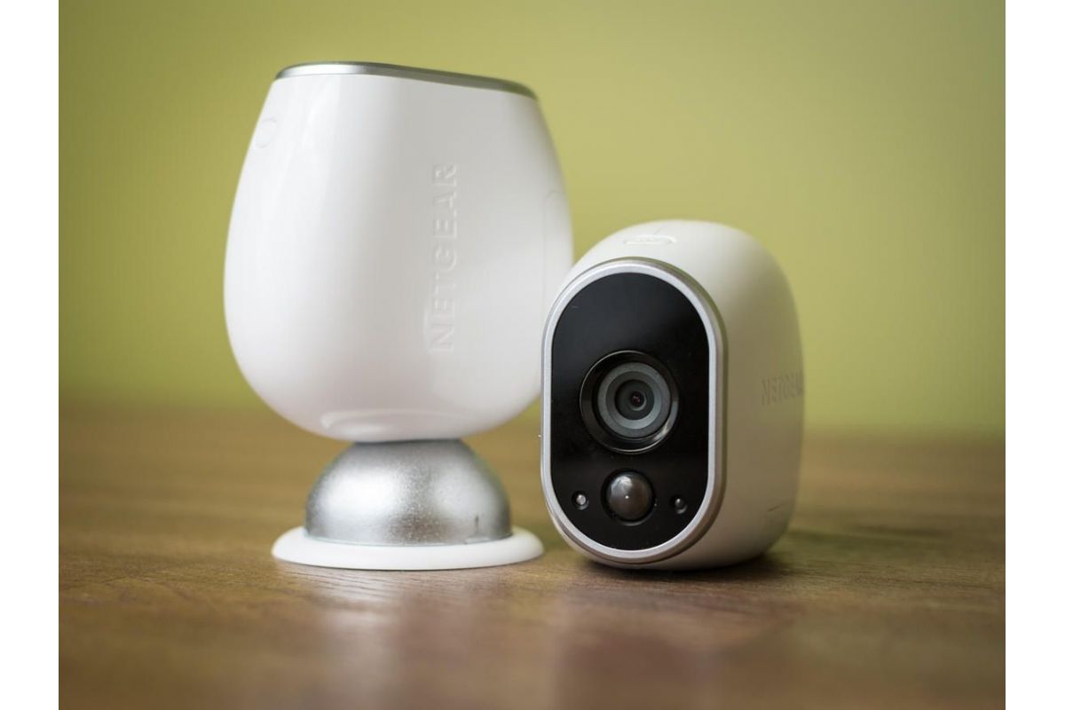 Smarta hem Netgear VMS3230 Arlo x2 + Station Demo