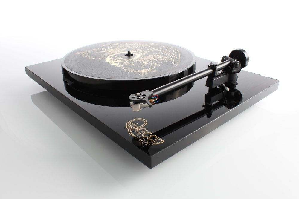 Vinyl Rega Queen