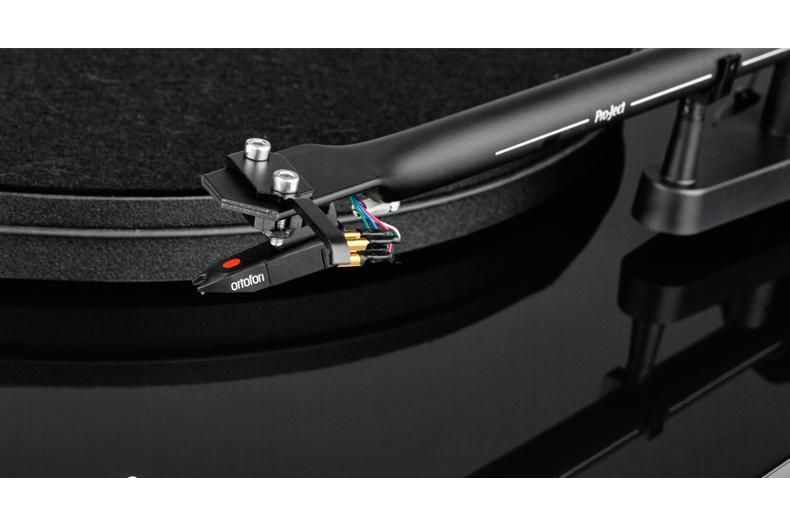 Vinyl Pro-Ject Audio Essential II Digital Demo