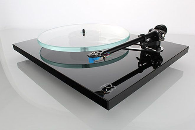 Vinyl Rega Planar 3 Demo