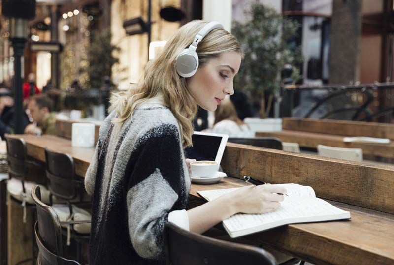 Hörlurar Audio Technica ATH-SR5BT Demo