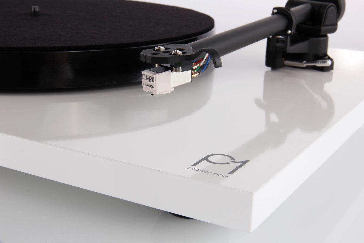Vinyl Rega Planar 1 + Carbon Demo