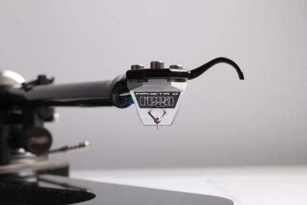 Vinyl Rega Apheta 2