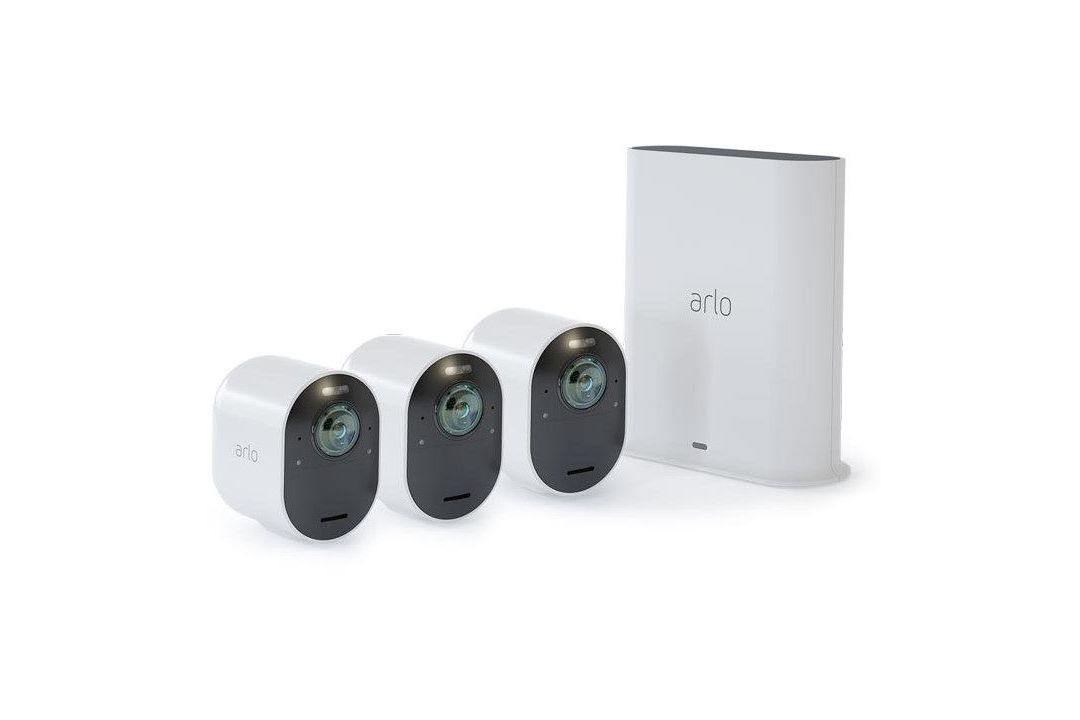 Smarta hem Netgear VMS5340 Arlo Ultra 4K x3 + SmartHub