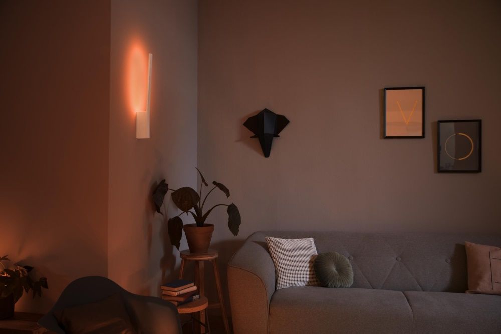 Belysning Philips HUE Liane vägglampa