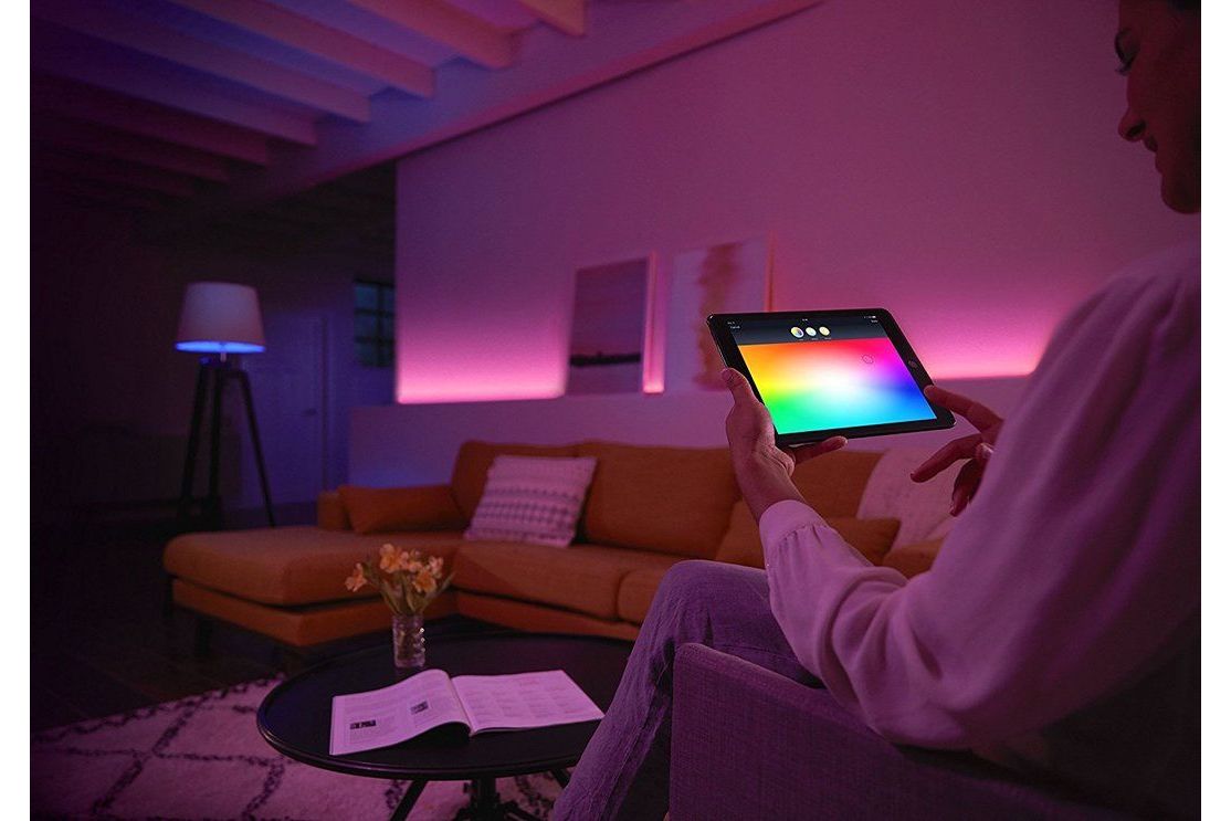 Belysning Philips HUE Wh/Col Ambiance Starter kit E27