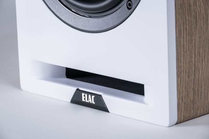 Högtalare ELAC Debut Reference DBR62