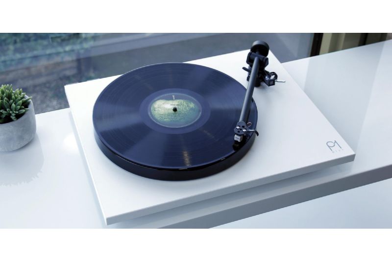 Vinyl Rega Planar 1 Plus Black