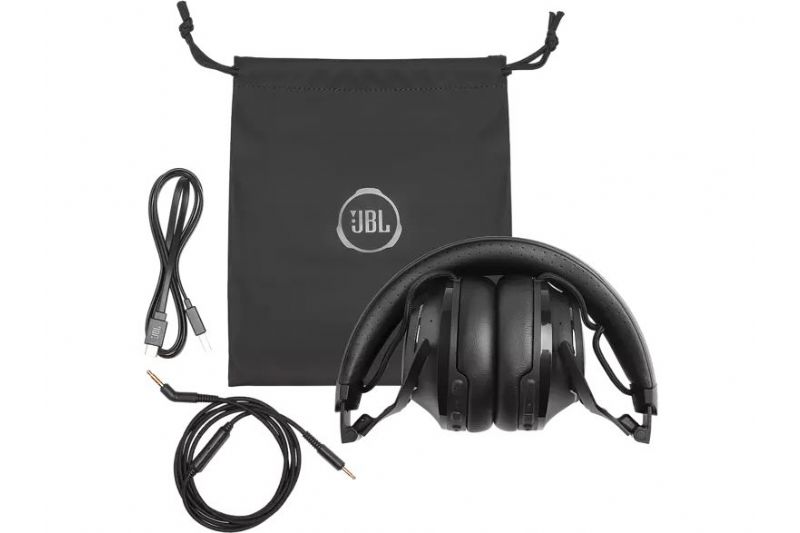 Hörlurar JBL Club 700BT