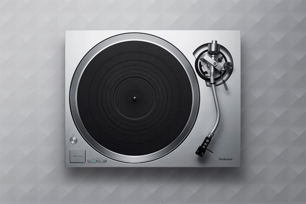 Vinyl Technics SL-1500C Direktdriven skivspelare