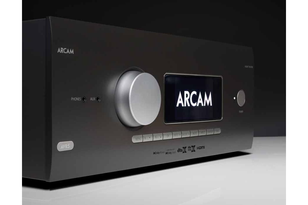 Förstärkare Arcam AVR5