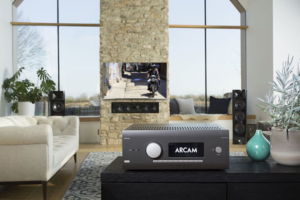 Förstärkare Arcam AVR11 12-kanals A/V-receiver