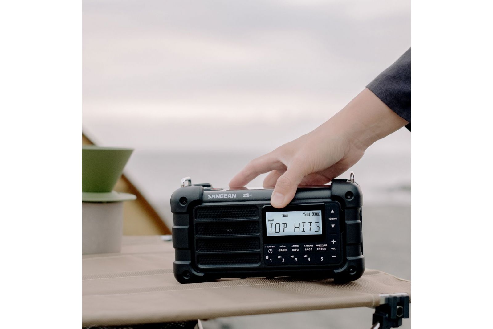 Bluetooth högtalare Sangean MMR-99 DAB vevradio