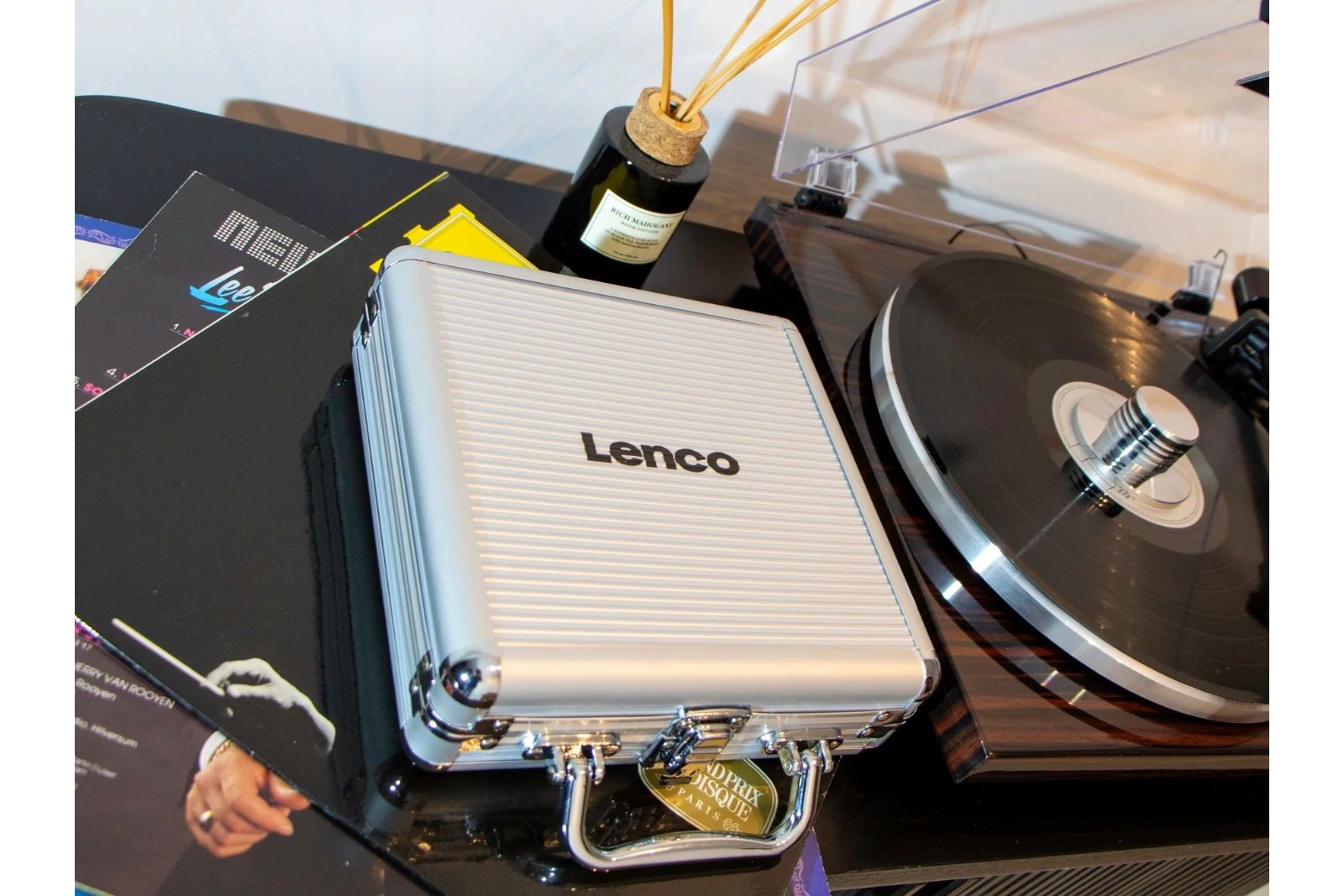 Vinyl Lenco TTA-12IN1PRO Underhållskit för vinyl
