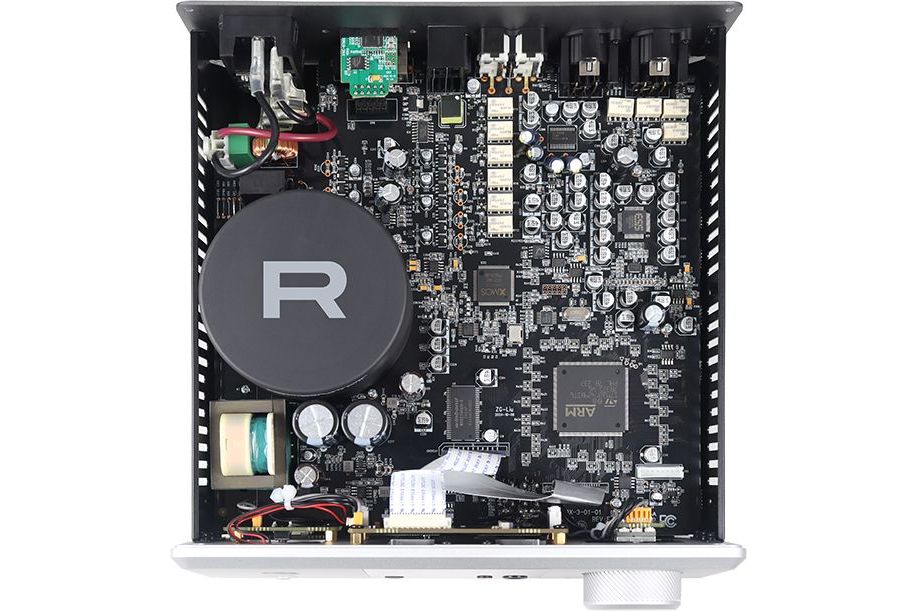 Hörlurar Rotel DX-3 hörlursförstärkare, DAC och försteg