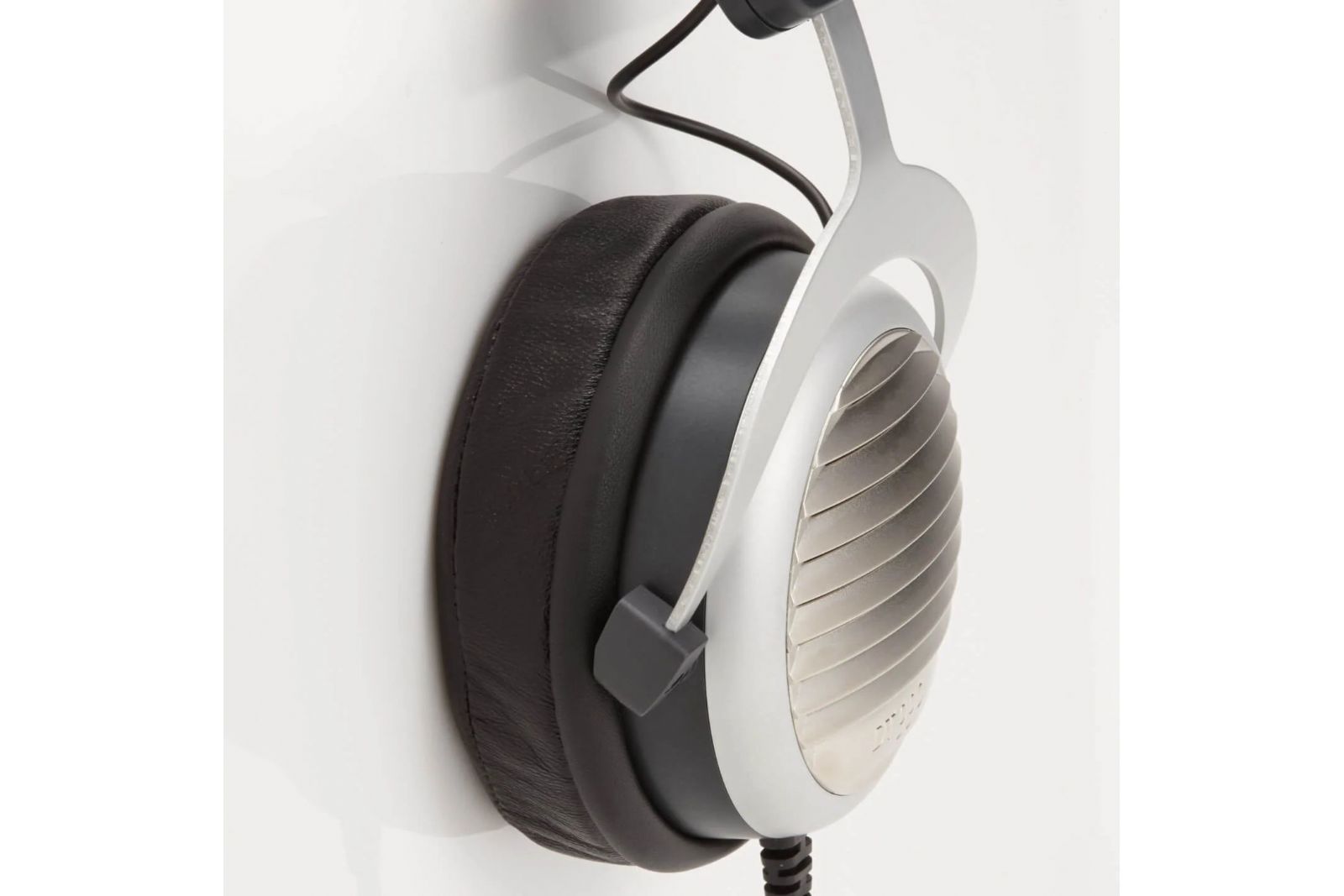Hörlurar Dekoni Audio Beyerdynamic DT och AKG Elite Sheepskin