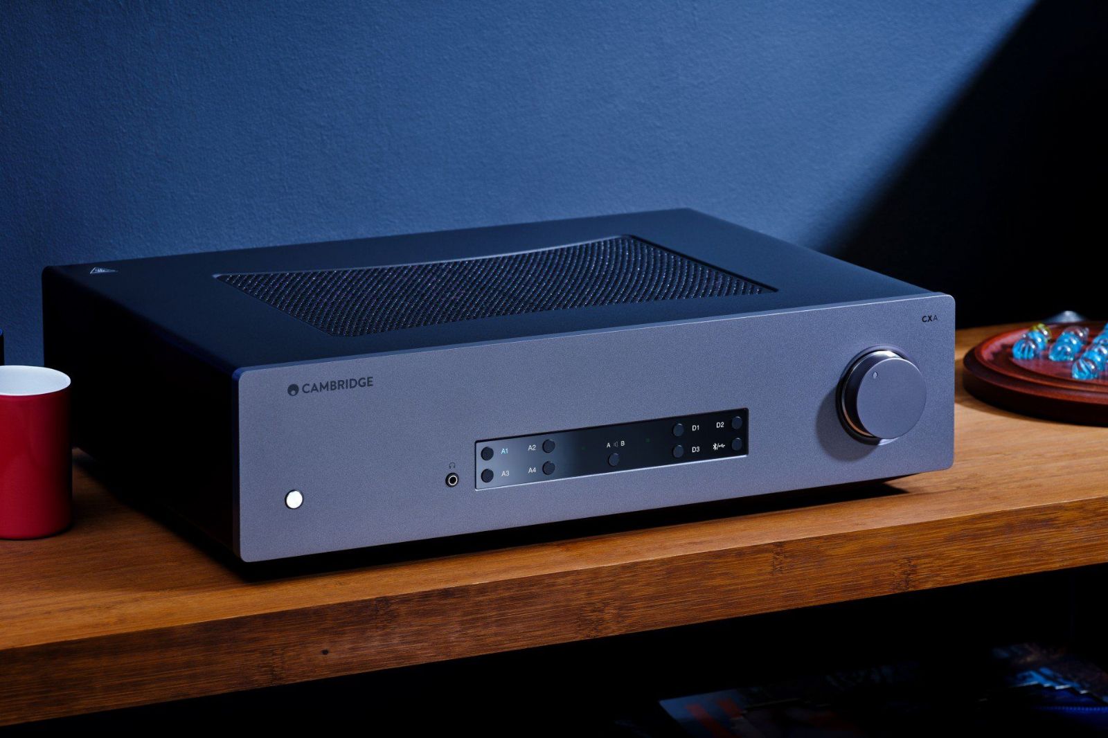Förstärkare Cambridge Audio CXA81 Mk II stereoförstärkare
