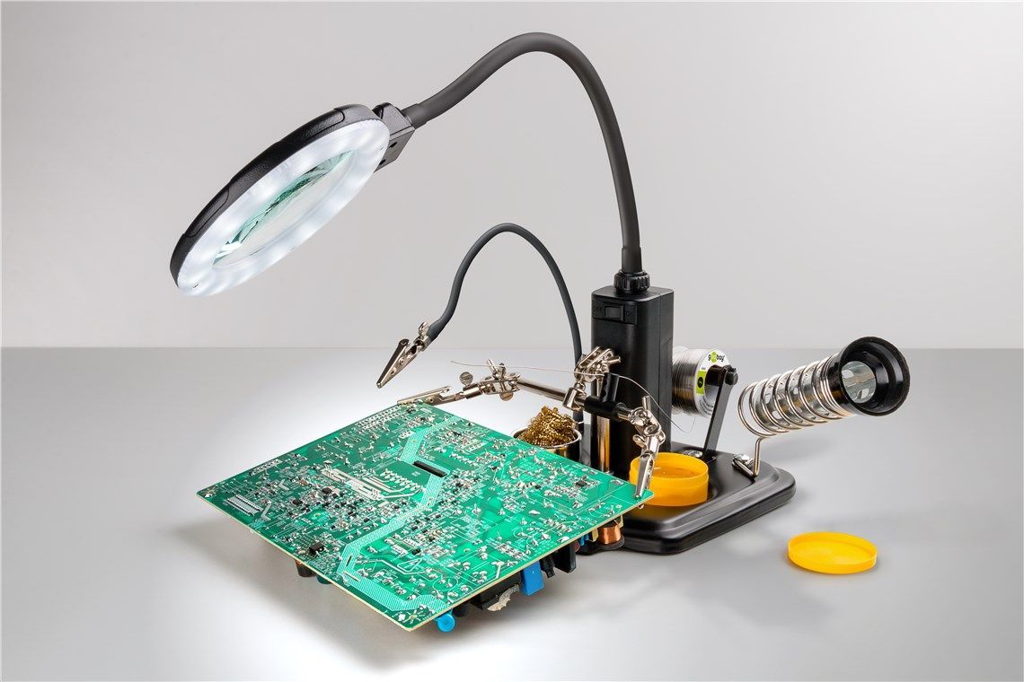 DIY - gör det själv Goobay Lödstativ med LED-ljus & hållare