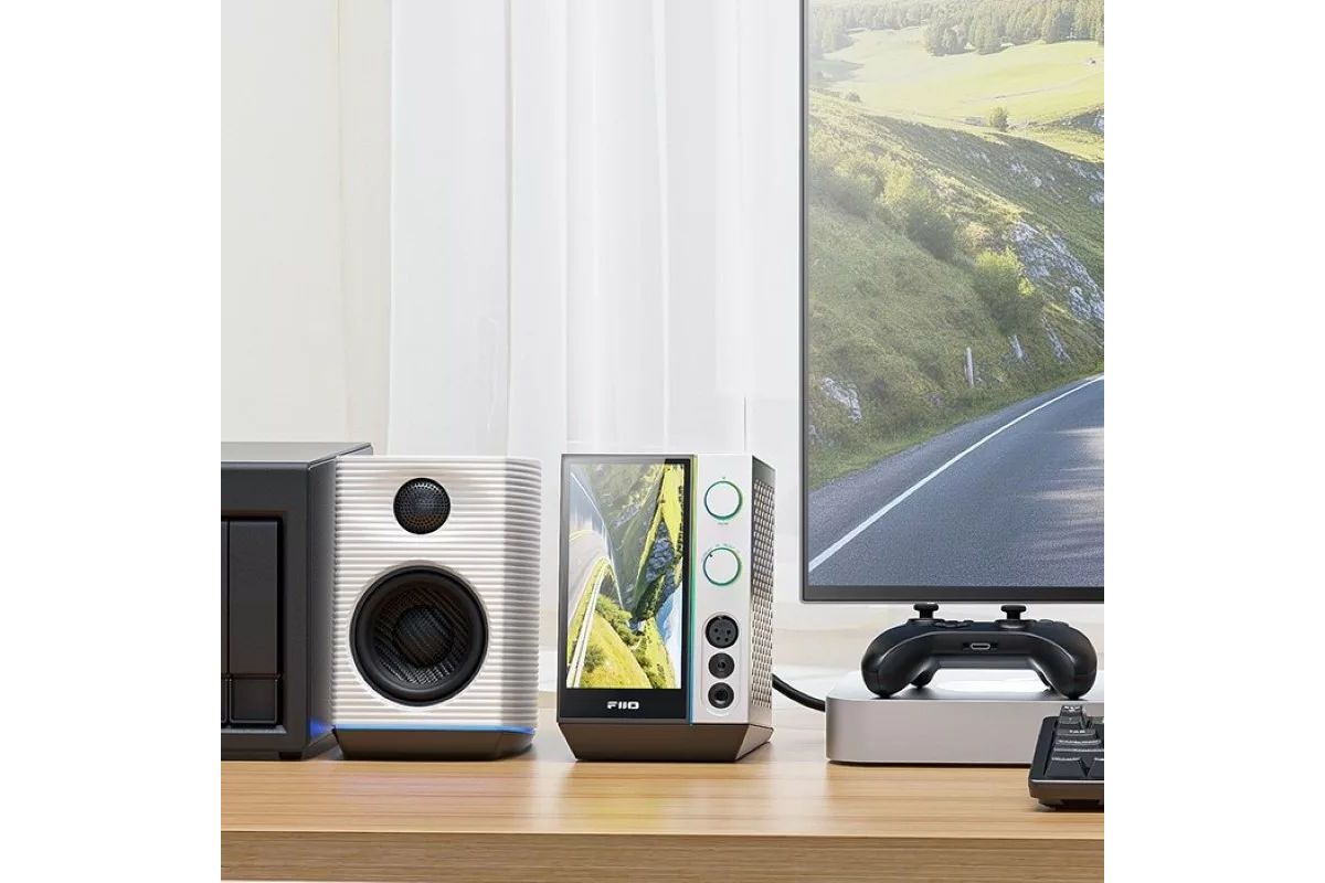 Hörlurar FiiO R9 DAC, streamer och hörlursförstärkare