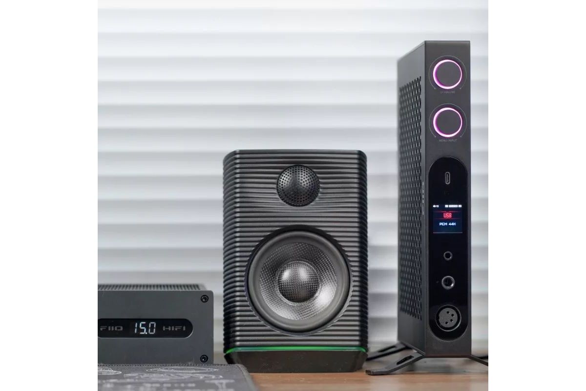 Hörlurar FiiO K19 DAC och hörlurförstärkare