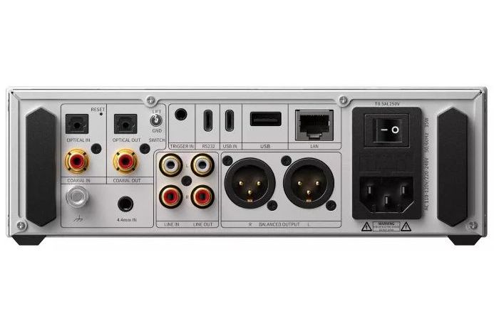 Hörlurar FiiO K17 DAC och hörlurförstärkare