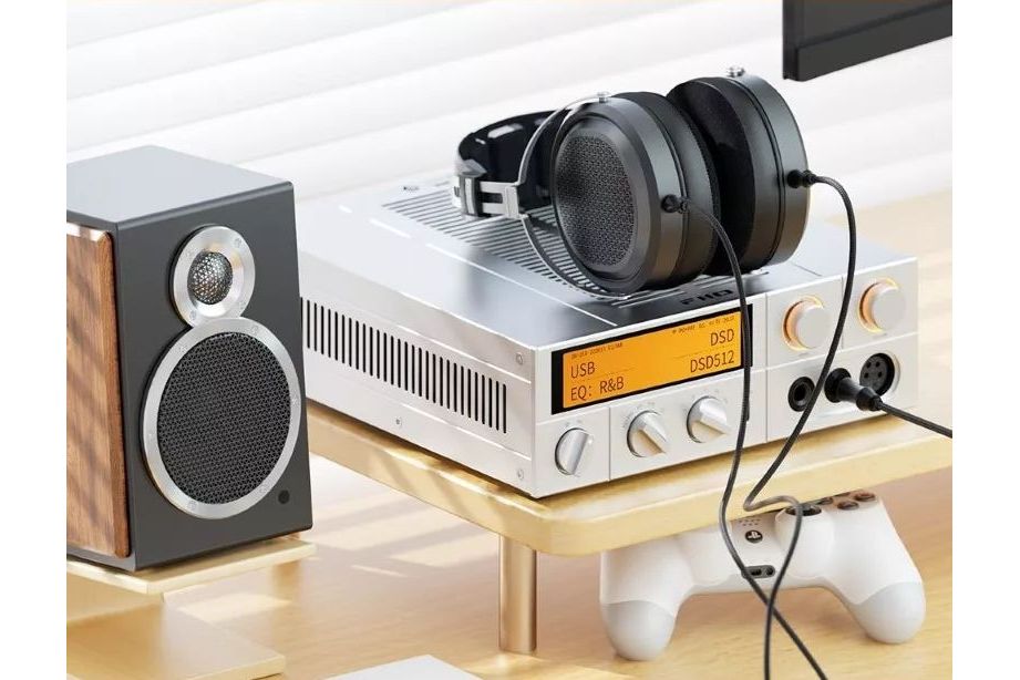 Hörlurar FiiO K17 DAC och hörlurförstärkare