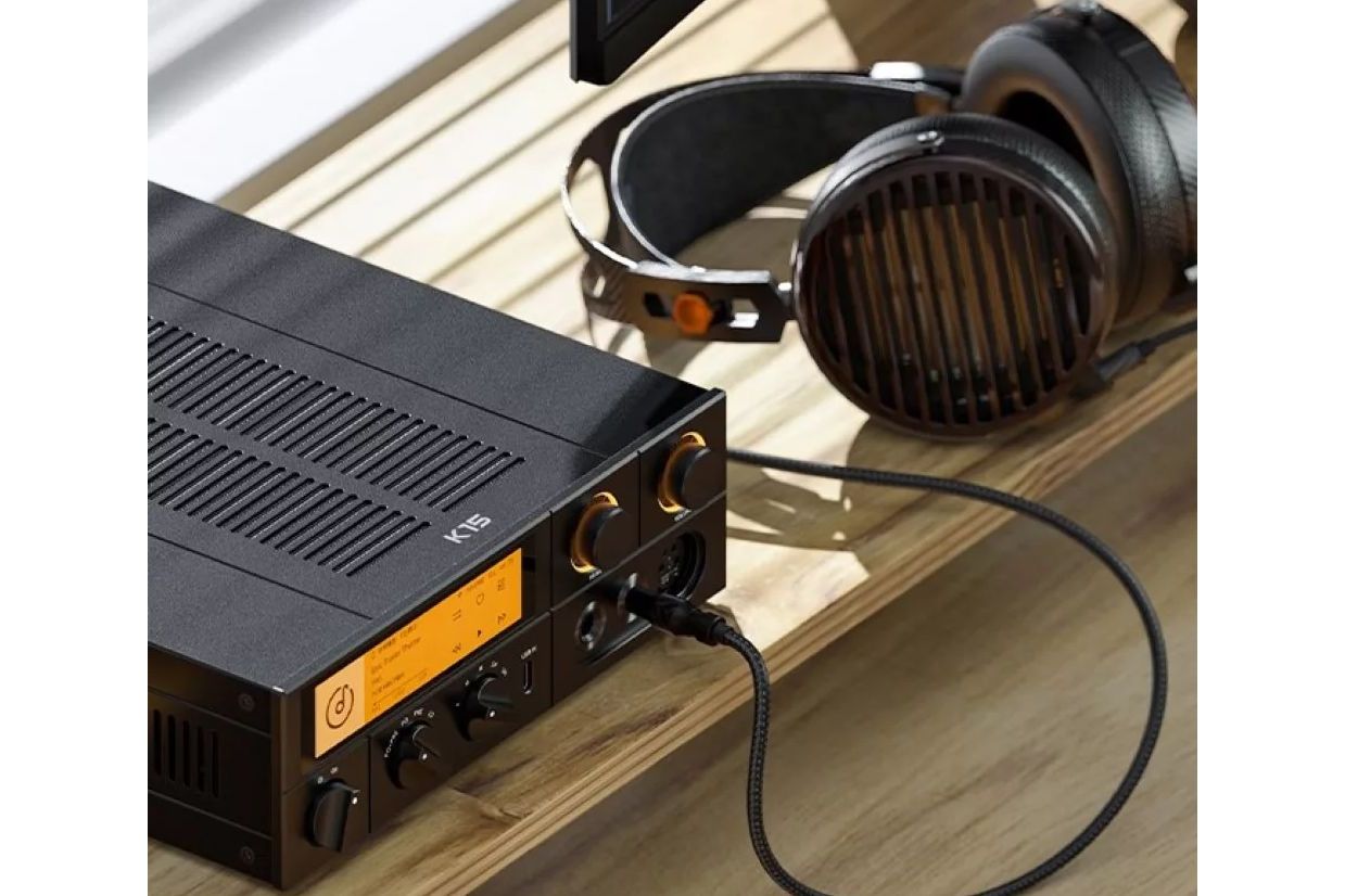 Hörlurar FiiO K15 DAC och hörlursförstärkare
