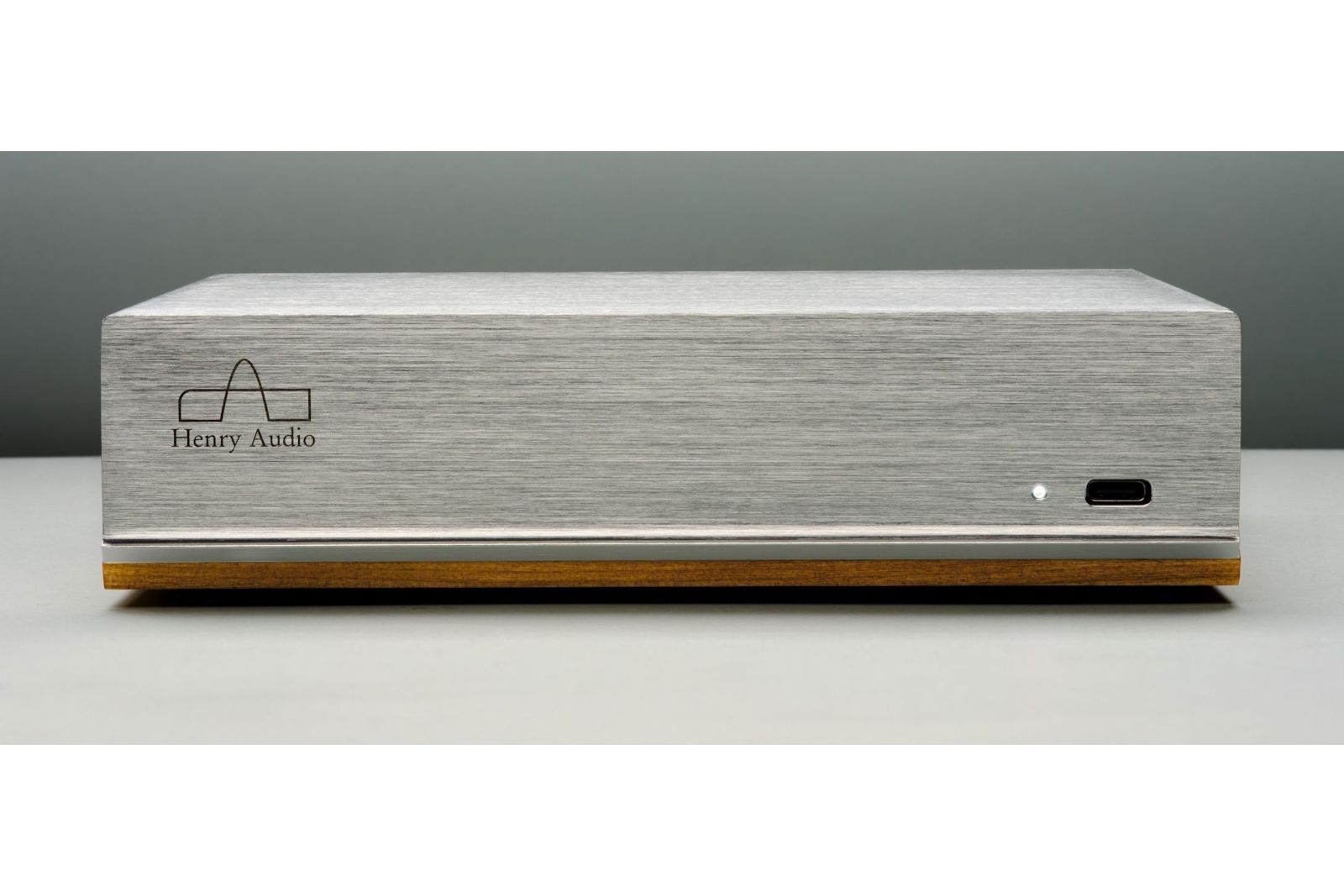 Förstärkare Henry Audio DA 256