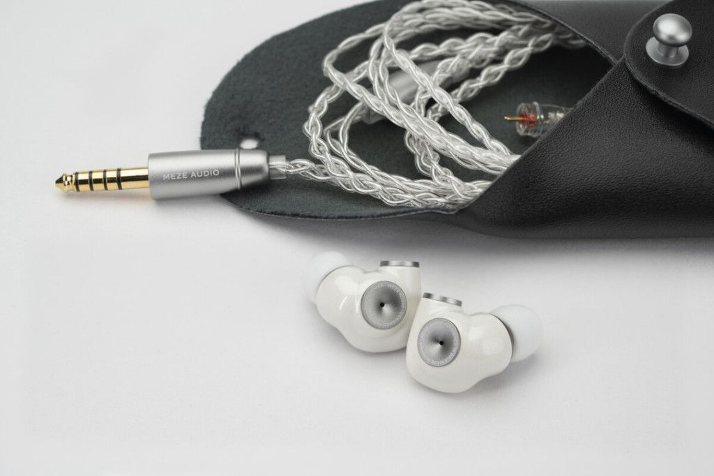 Hörlurar Meze Audio ALBA