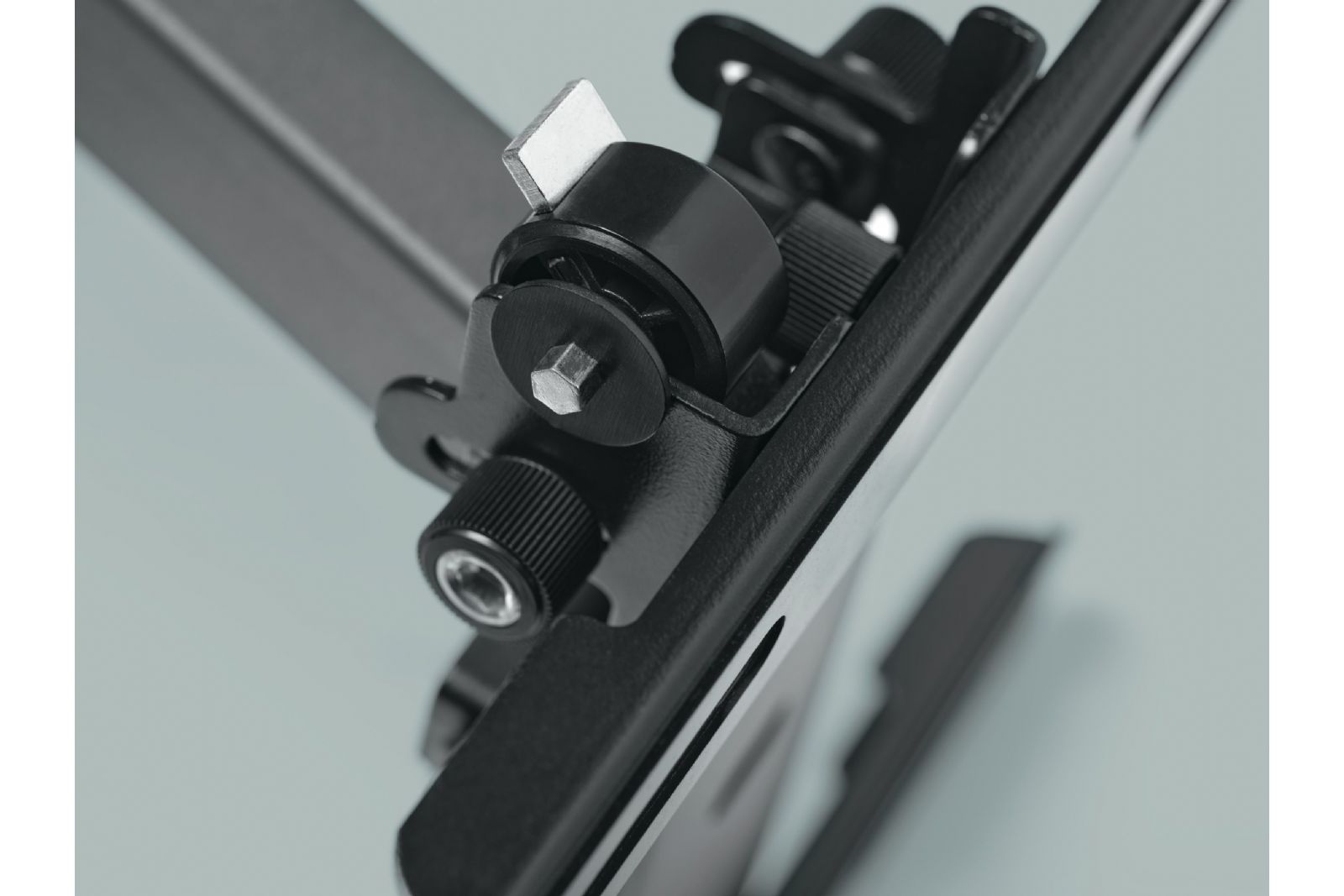 Tillbehör One For All Dynamic WM5450 Full Motion 