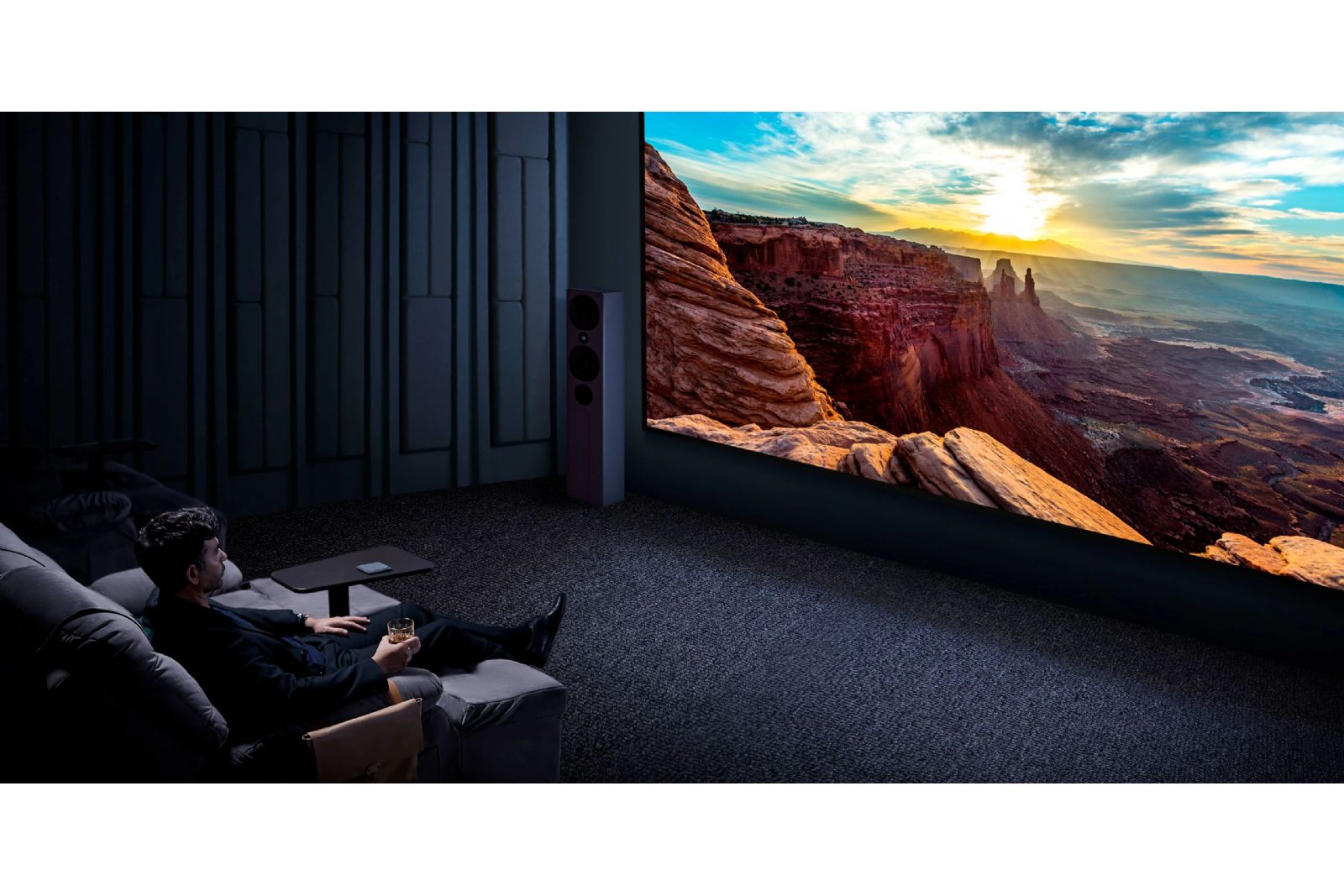 Projektorer BenQ W5850 4K HDR Short Throw projektor