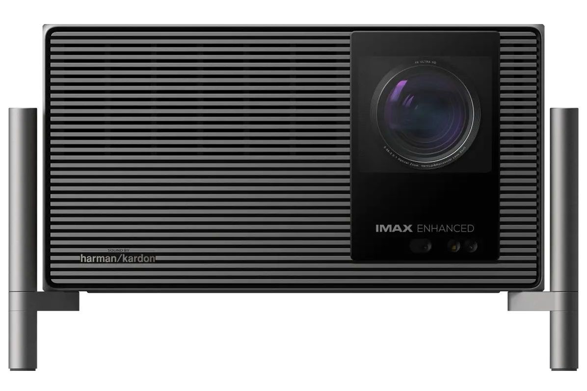 Projektorer XGIMI Titan Noir 4K RGB Triple Laser